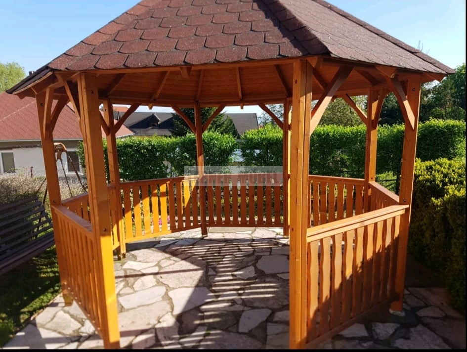 Marburg  - fa kerti pavilon