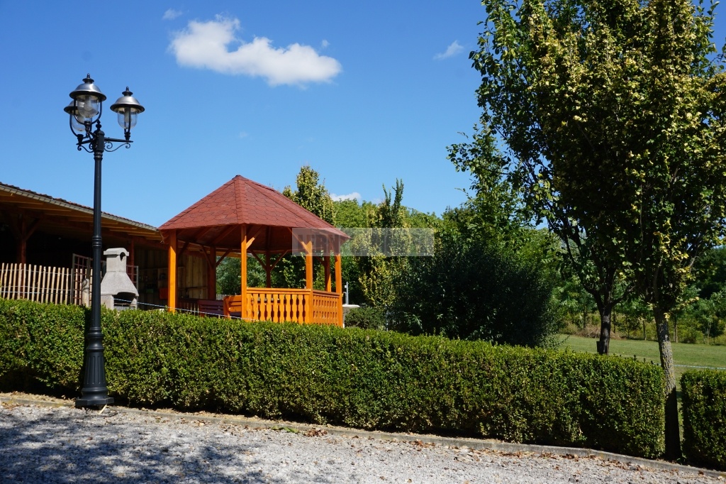 Hamburg - fa kerti pavilon